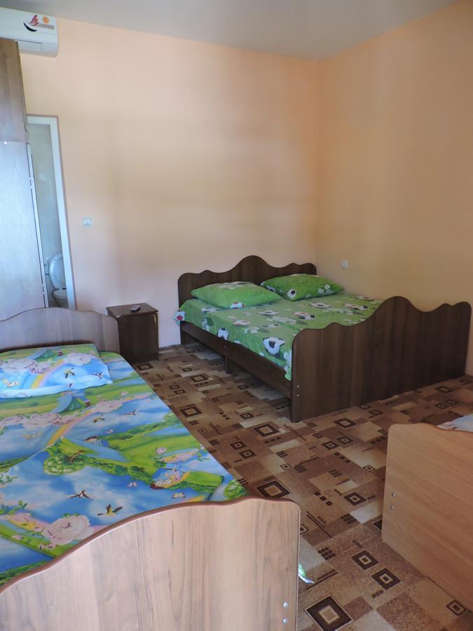 Guesthouse U Moti New Athos Exteriér fotografie
