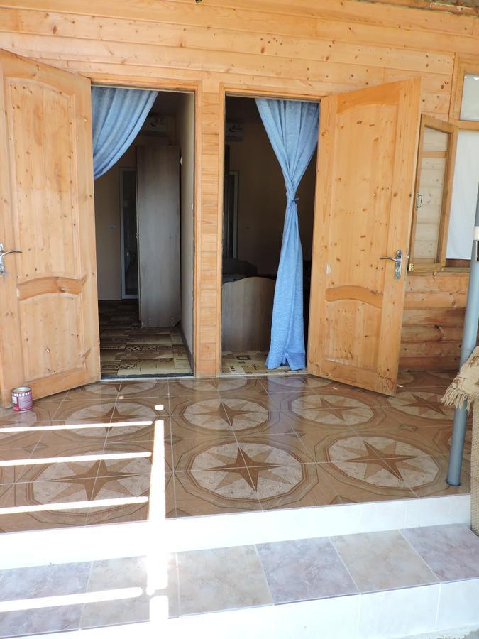 Guesthouse U Moti New Athos Exteriér fotografie